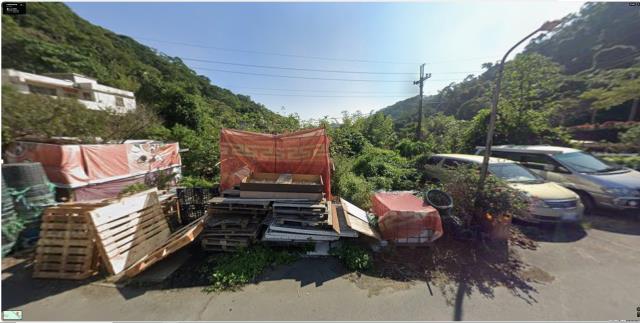 新北泰山拍賣停車種菜地-11